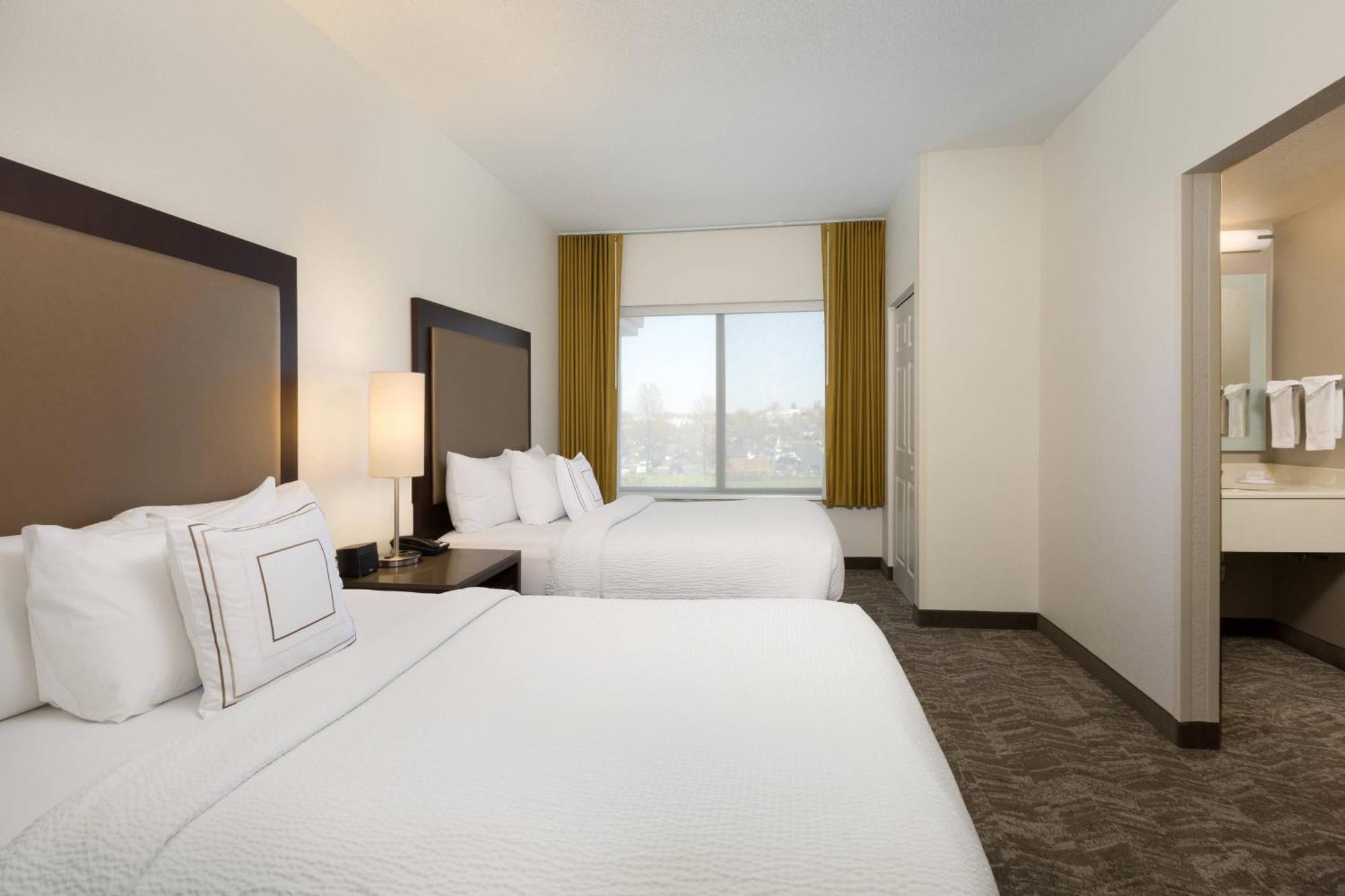 Springhill Hurstbourne/north Hotel 3*